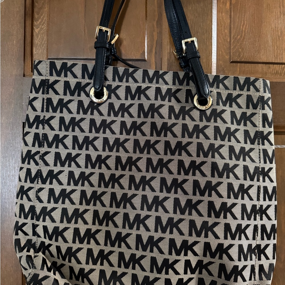 Michael Kors Black and Tan Tote Bag